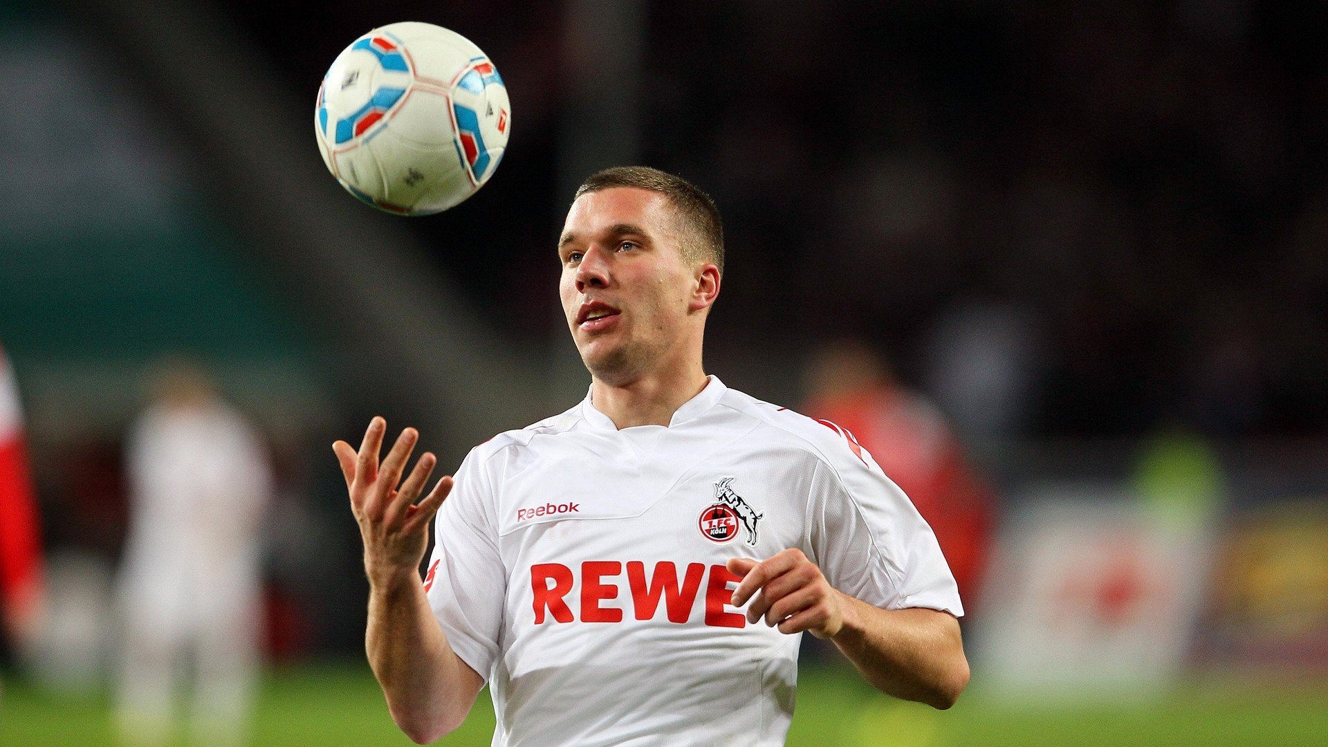 英格兰强压雷恩,奥亚尔萨瓦尔在西决生死战的王权加冕